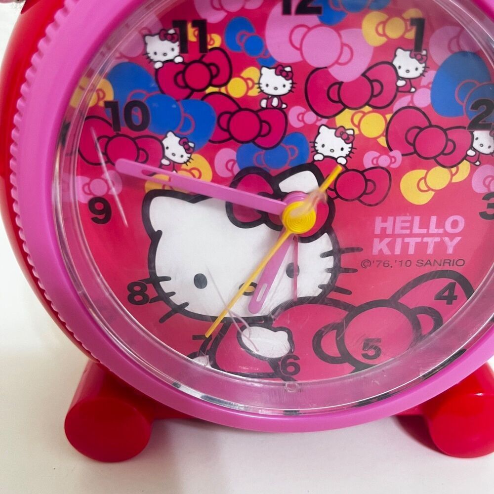 Sanrio Hello Kitty Alarm Clock 2010 Red and Pink Bows - Picture 6 of 14